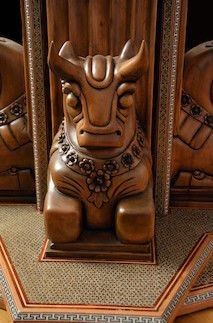 Wood carvings and marquetries